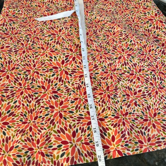 A Line skirt. Lined. Colorful fabric. Made in Colorado. Size Medium - Picture 7 of 7